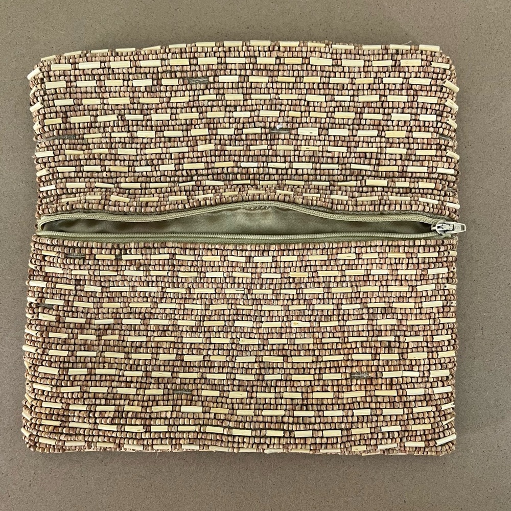 Moyna Brown Purse, Made w/ Beads of Wood, 1 Big Pocket w/ Inner Little Pocket